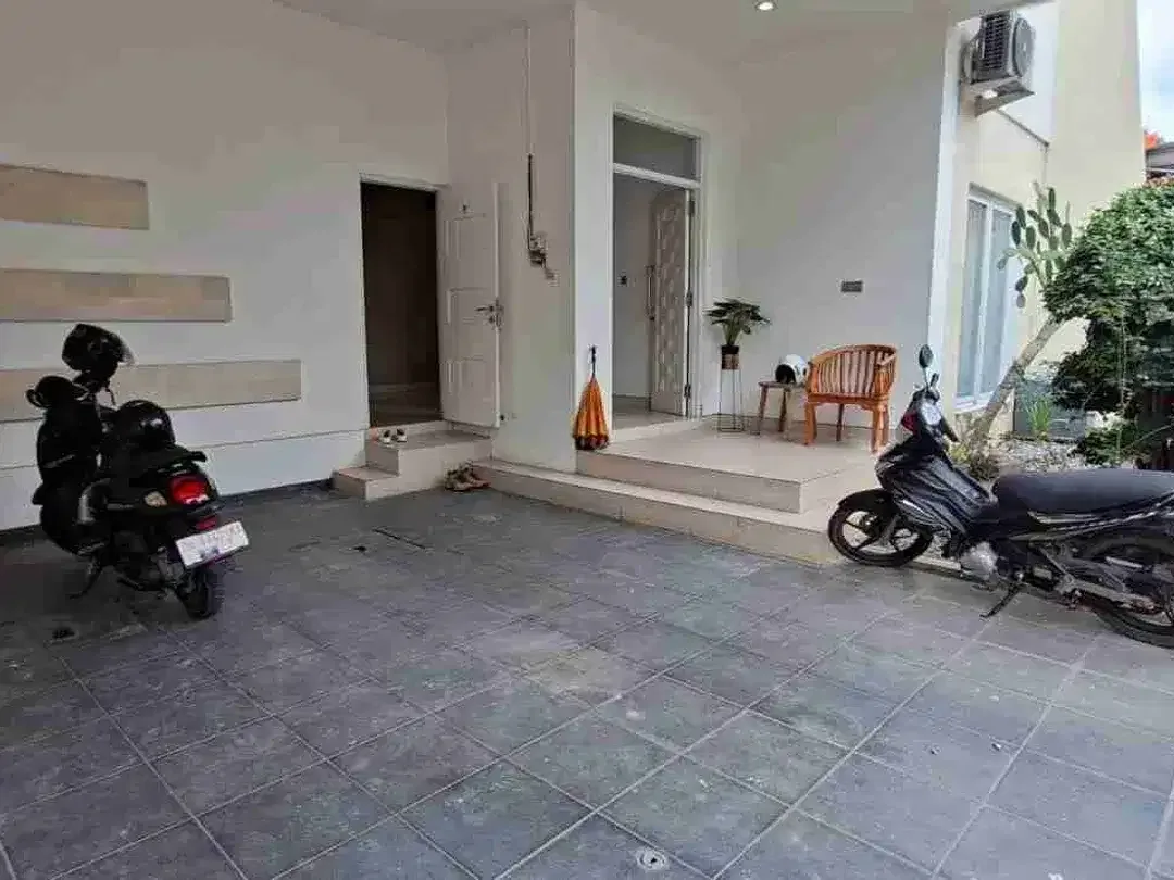 For sale two story house, near Azko & Nusa dua Square jln bypass ngurah rai Jimbaran Badung Bali - Image 7 of 10