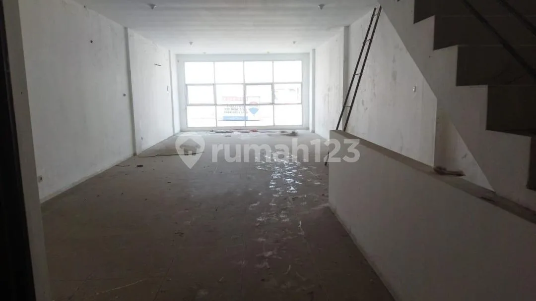 Dijual Ruko 3 Lantai di Tengah Kota Denpasar - Image 1 of 4