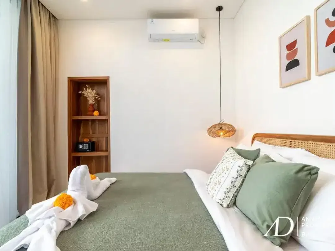 FREEHOLD/LEASEHOLD| MODERN 2-BEDROOM VILLA WITHIN A COMPLEX IN CANGGU - Image 5 of 9