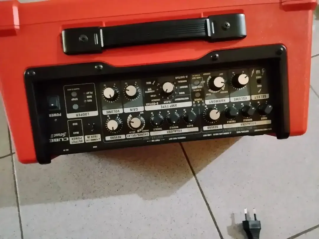 Ampli Gitar+Vokal BOSS Cube Street II RED - Image 4 of 5