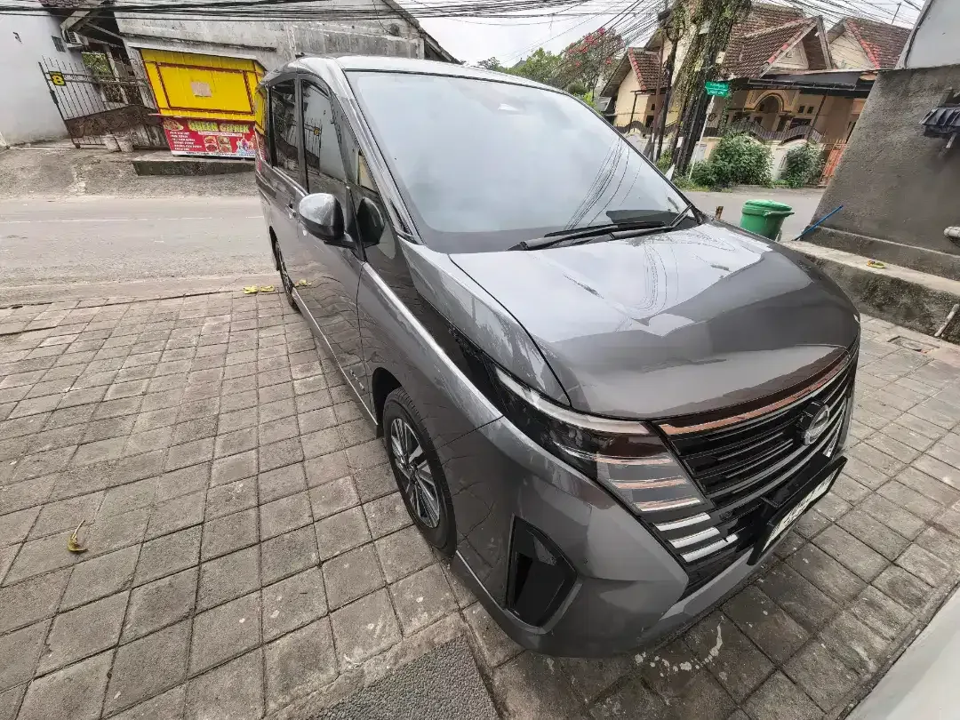 Nissan Serena E-Power 2024 - Image 2 of 8