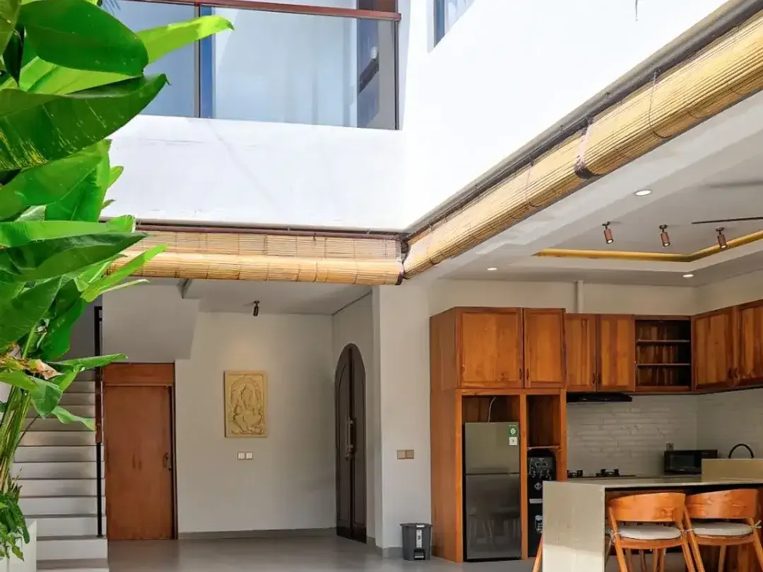 For Sale or Rent:  Exclusive Villa – View Panorama - Image 5 of 10