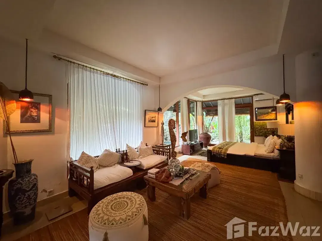6 Bedroom Villa for sale in Seminyak, Bali - Image 5 of 10