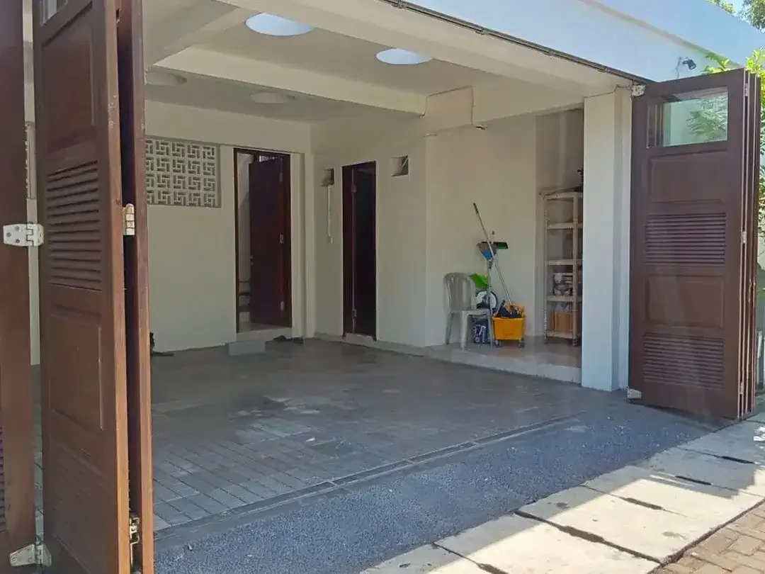 LUXURY VILLA FURNISHED BIG POOL BIG GARDEN WALK TO THE BEACH MERTASARI SANUR - Image 6 of 10