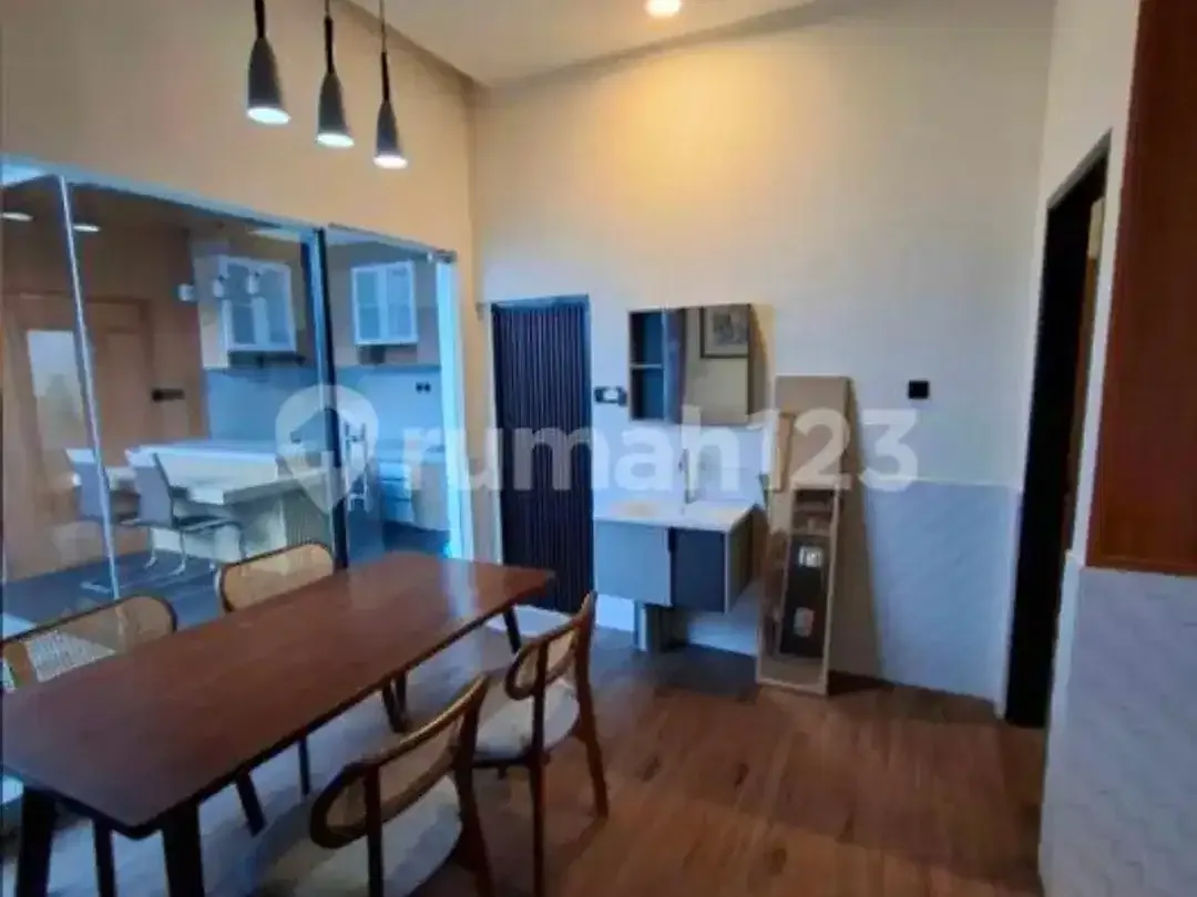 Rumah Kori Nuansa Taman Griya Jimbaran, Furnished dan Private Pool - Image 5 of 10