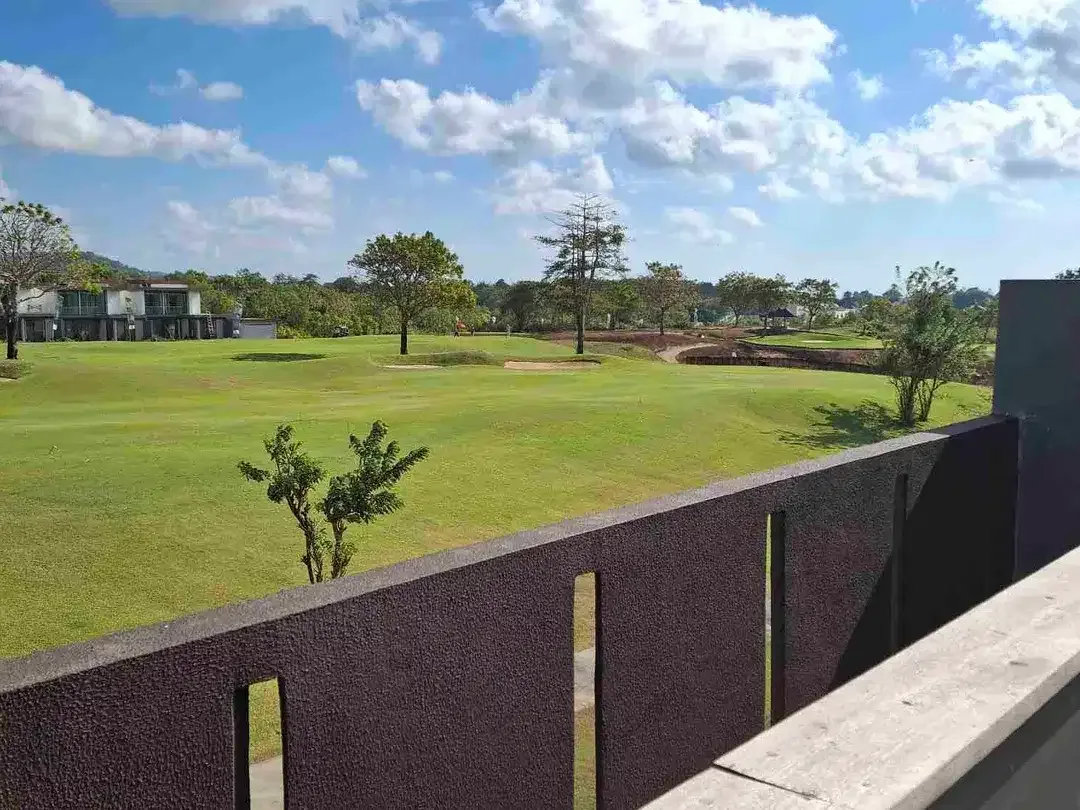 Villa Premium 3 Lantai di Pecatu Perpaduan Kemewahan, Kenyamanan, dan Nilai Investasi - Image 9 of 10