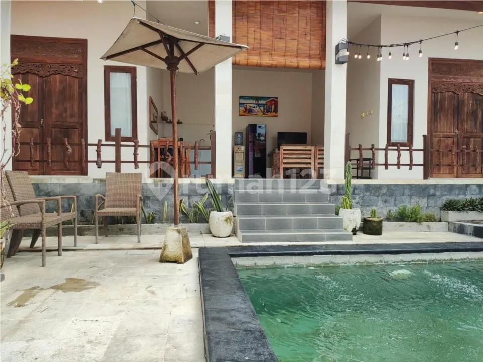 A 3 Bedrooms Villa For Rent In Kerobokan - Image 1 of 4