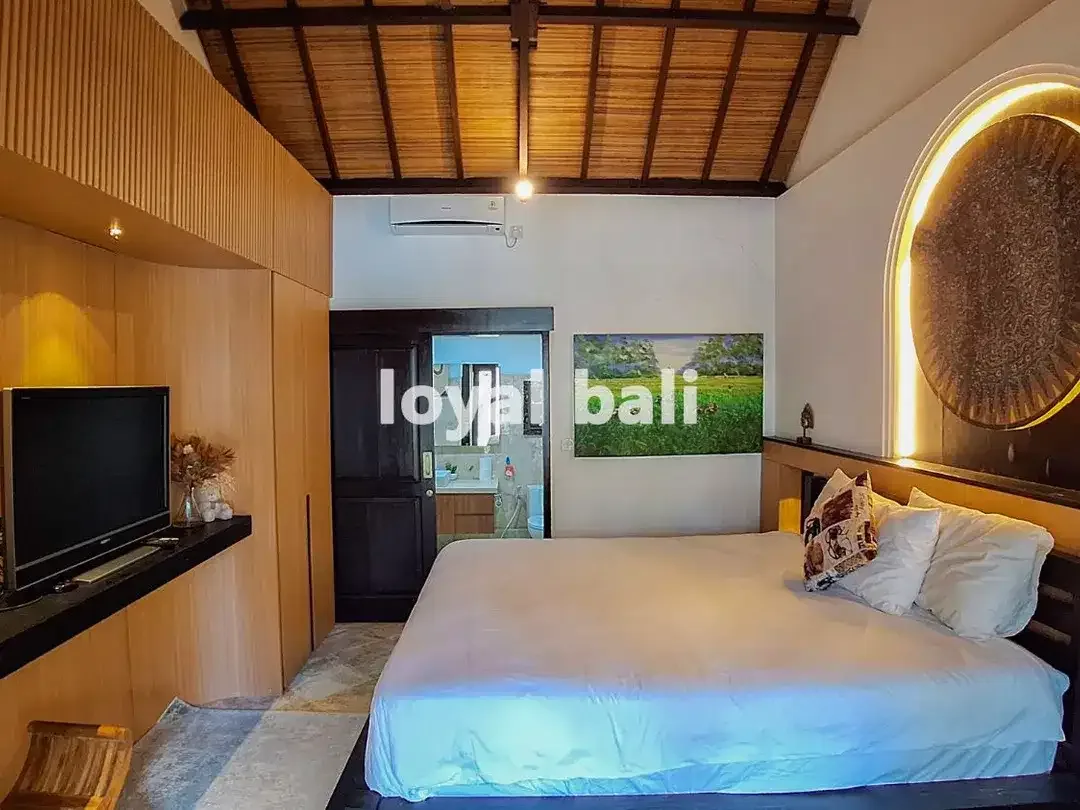 Villa, 5-Bedroom Pavilion-Style Villa for Sale in Prime Umalas, Canggu, Bali - Image 4 of 10