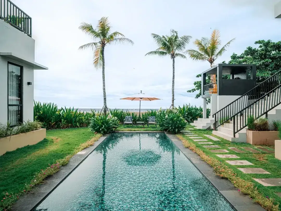 Dijual Villa Mewah Tepi Pantai – Pantai Saba, Gianyar - Image 2 of 10