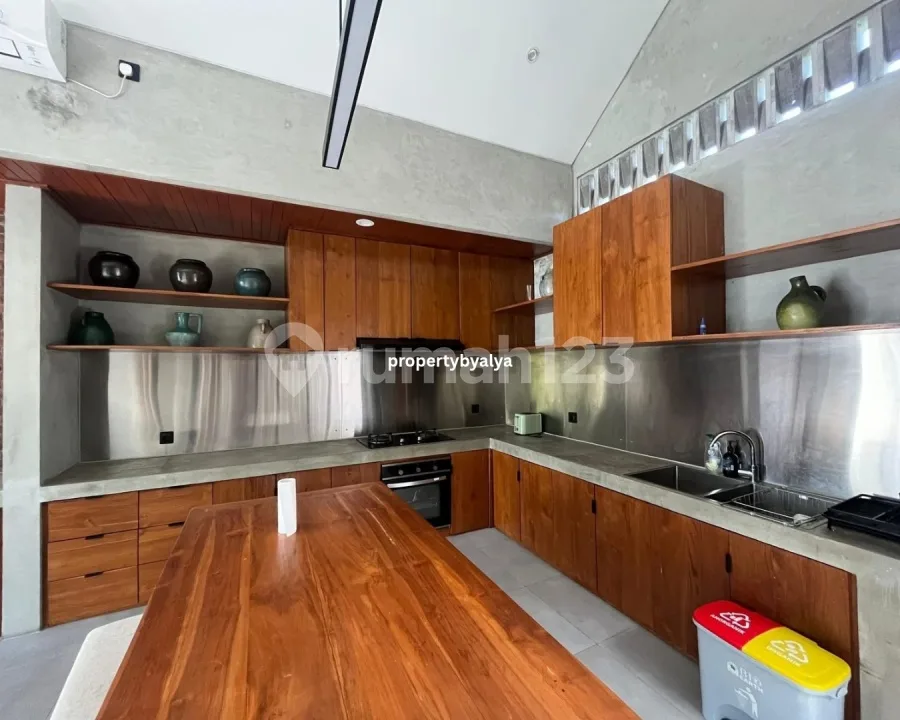 3 Bedroom One Storey Villa In Batursari Area For Yearly West Side Sanur - Image 2 of 4