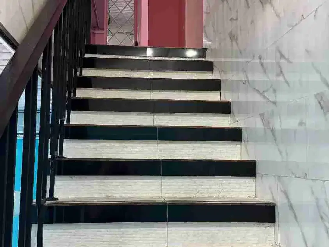 Gedung Komersial Kerobokan 3 Lantai Full Salon Aktif - Image 4 of 10
