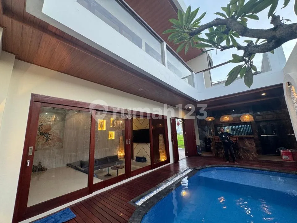 Brand New Villa In Tibubeneng Canggu. View Rice Field Fully Furnished - Image 2 of 4