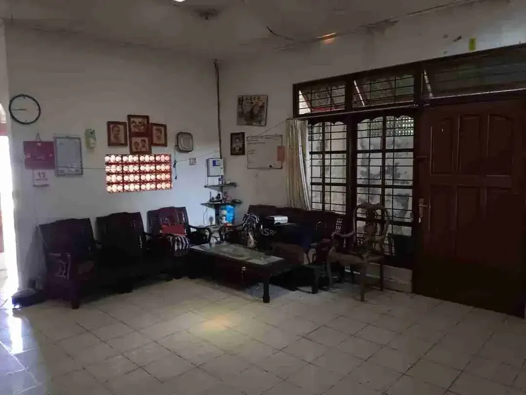 Tanah Bonus Rumah Lama Strategis Imam Bonjol Utara - Image 7 of 10