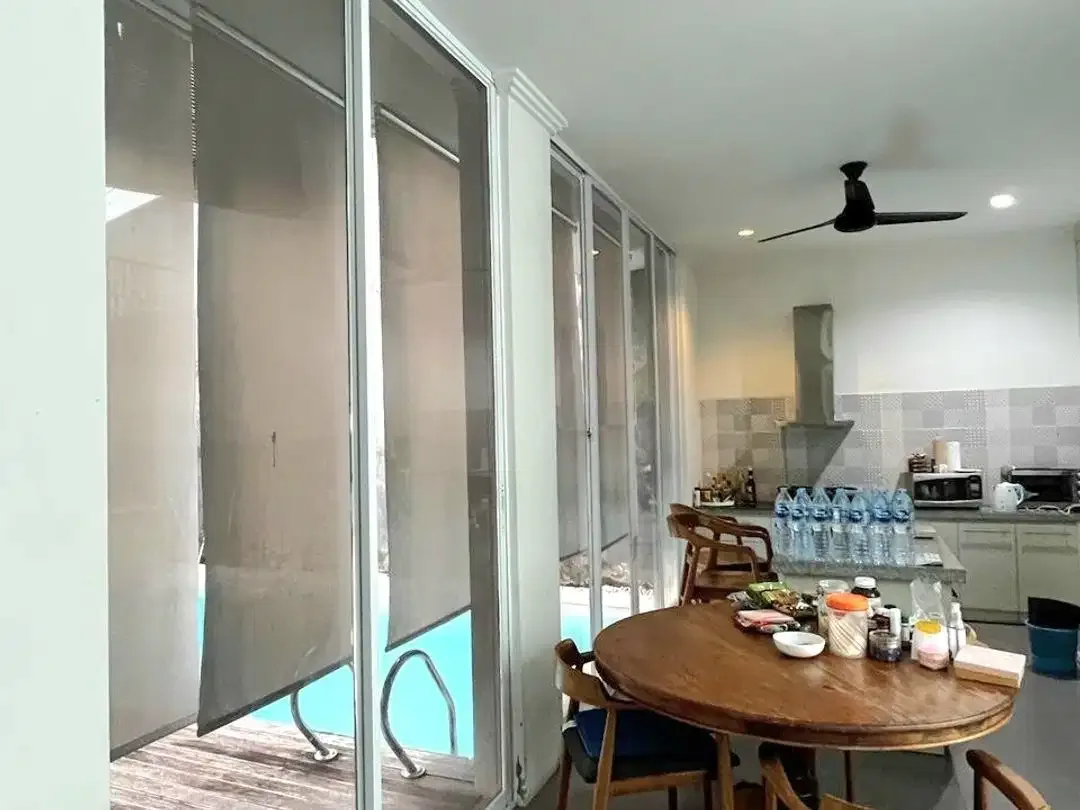 Villa Modern Tropis Dekat Hotel Intercon Uluwatu Jimbaran - Image 3 of 10