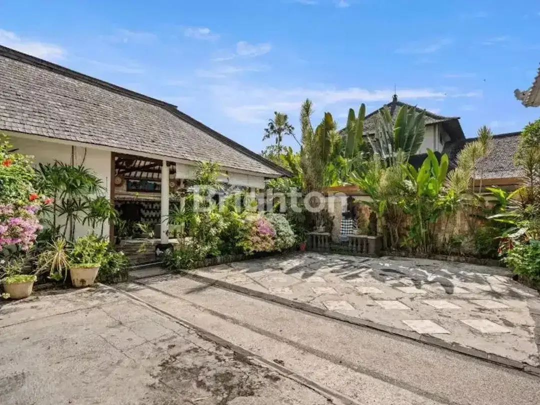 Walking Distance to Nelayan Beach | Beautiful 3BR Villa in Canggu - Image 8 of 8