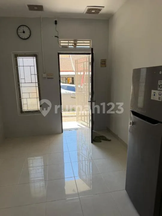 Rumah Taman Griya Jimbaran One Gate System Komplek Tropic Residence Blok M 8 - Image 1 of 4