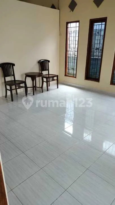 Rumah Sewa Besar Harga Murah Siap Huni - Image 2 of 4