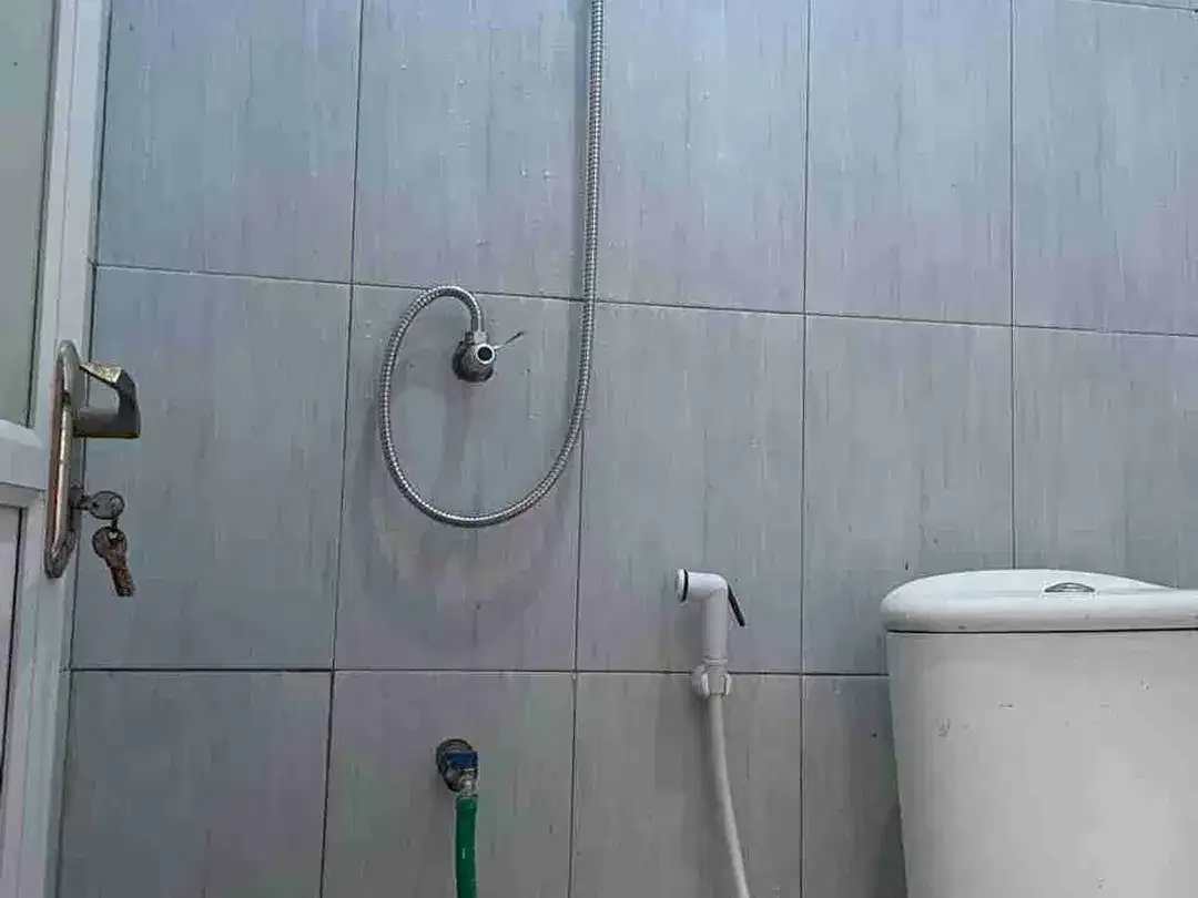 dijual kos kosan 8 kamar di Taman Griya dekat club jimbaran - Image 6 of 10