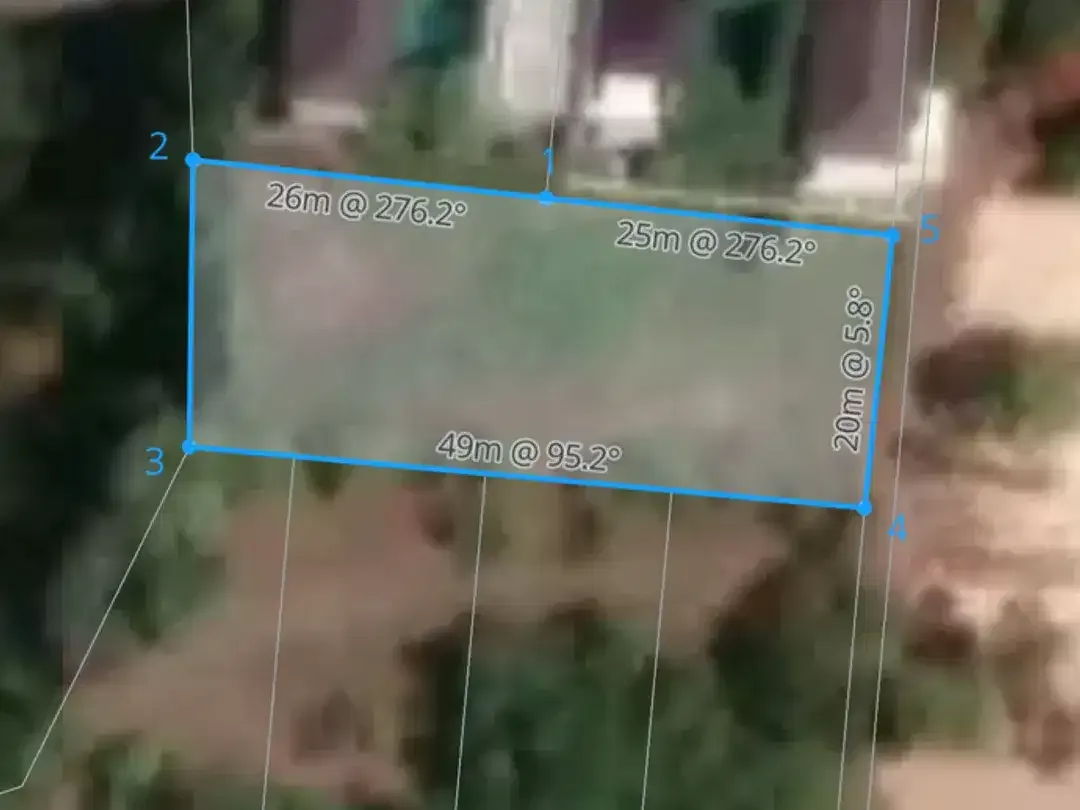 DIJUAL TANAH OCEAN VIEW DI UNGASAN BALI – LINGKUNGAN VILLA - Image 7 of 8