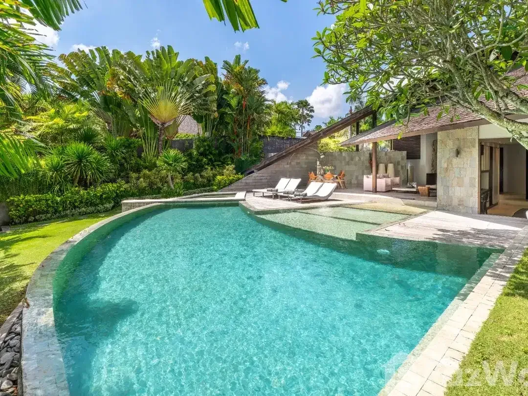 3 Bedroom Villa for sale in Seminyak, Bali - Image 3 of 10