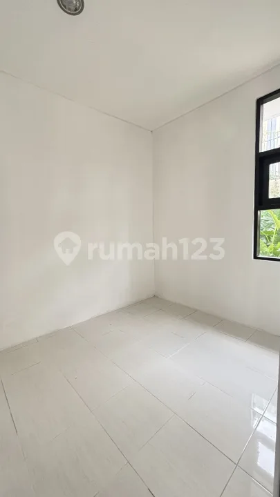Rumah Baru Direnovasi 2 Lantai Kosongan Dalam Cluster di Nusa Dua - Image 4 of 4