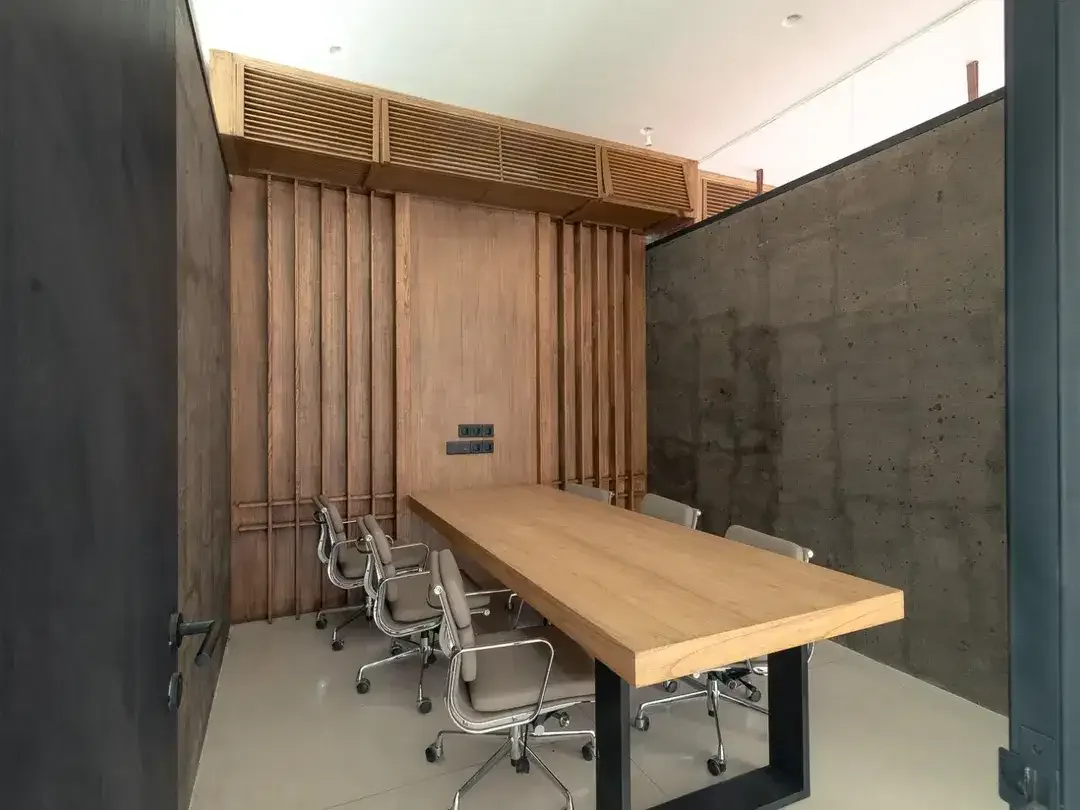 Rental - Premium 720 sqm Office in the Heart of Ubud - Fully equipped, Move-in ready - Image 3 of 10