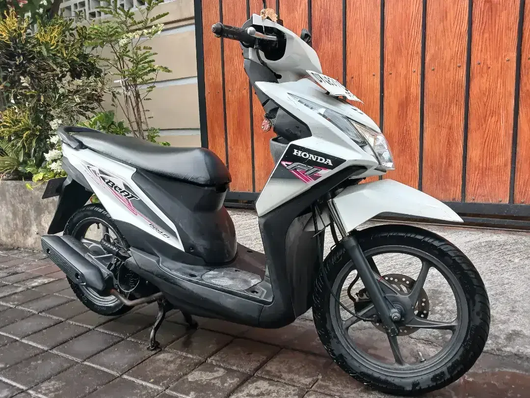 Honda beat thn 2013 kondisi bagus - Image 2 of 2