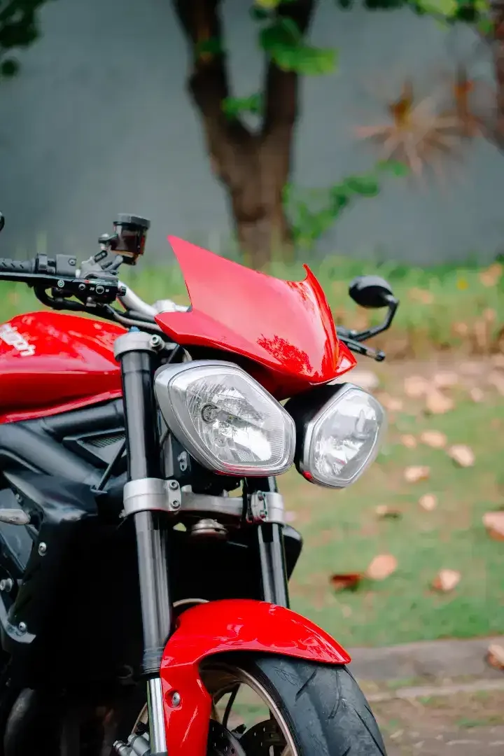 Triumph Street Triple 675 2012, FP, FULL OHLINS, modif banyak - Image 5 of 10