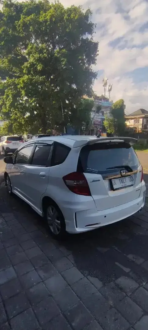 Odo 50 Rb Honda Jazz RS GE8 Manual 2012 Putih - Image 6 of 9