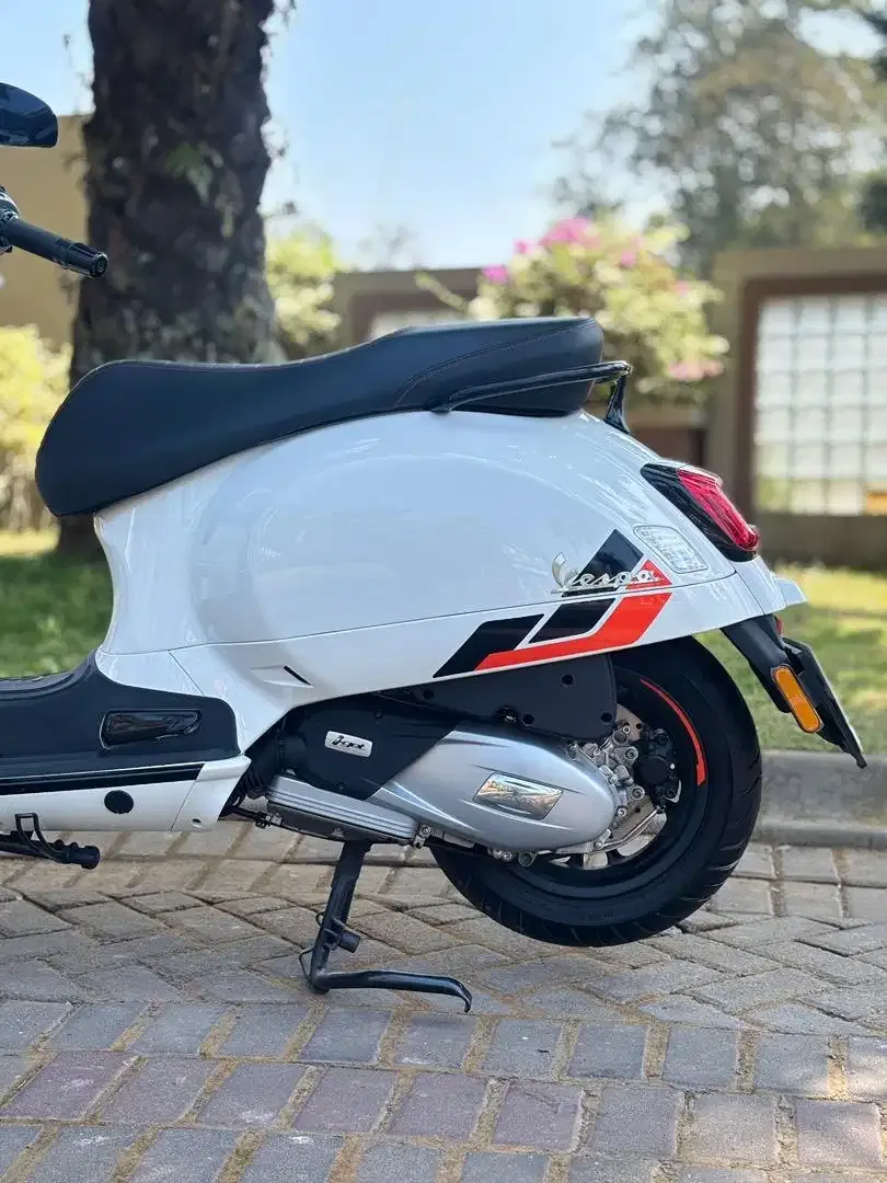 Gress Vespa GTS Super Sport 150 ABS Keyless thn 2025 Koko Motor - Image 5 of 10