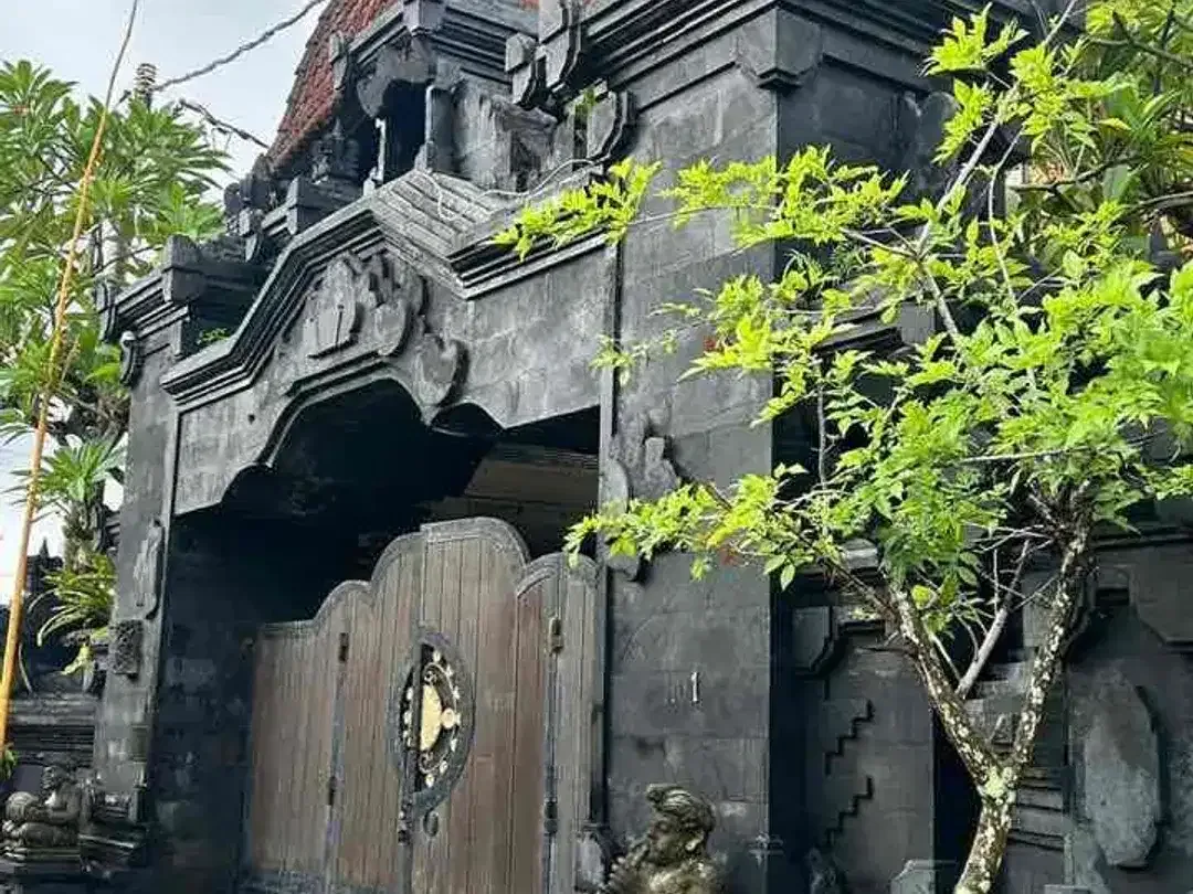 Dijual Rumah Style Bali Lantai 2, dikawasan Jalan Siulan Penatih Denpasar Timur. - Image 3 of 10