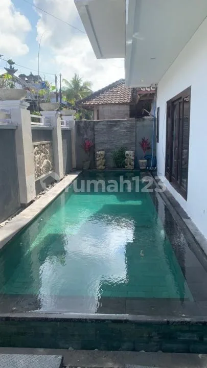 Dijual Villa 3 Lantai di Taman Griya Jimbaran - Posisi Hook View Bagus - Image 1 of 4