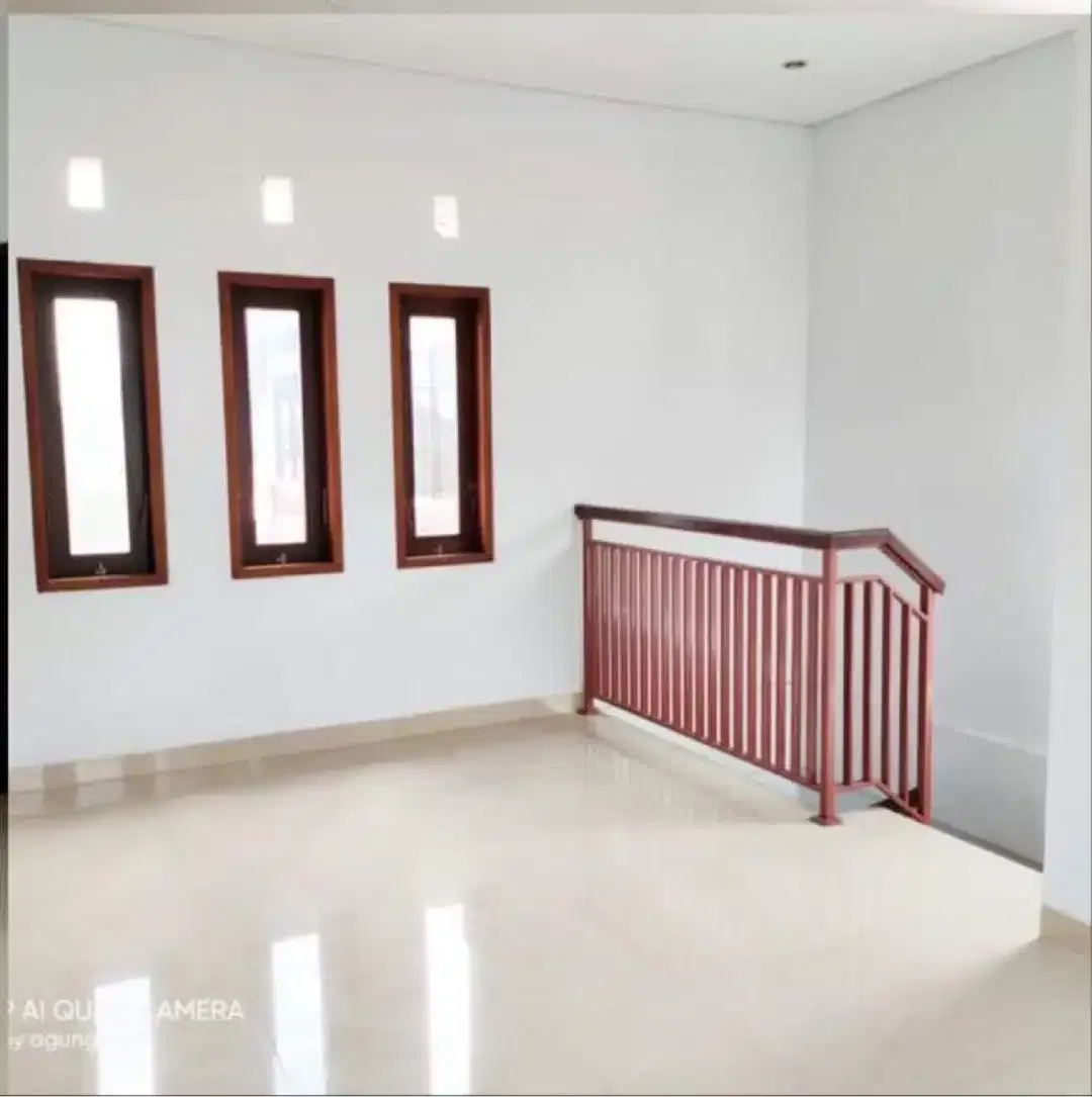 DIJUAL RUMAH LANTAI DUA DI JALAN AHMAD YANI DENPASAR UTARA - Image 5 of 6