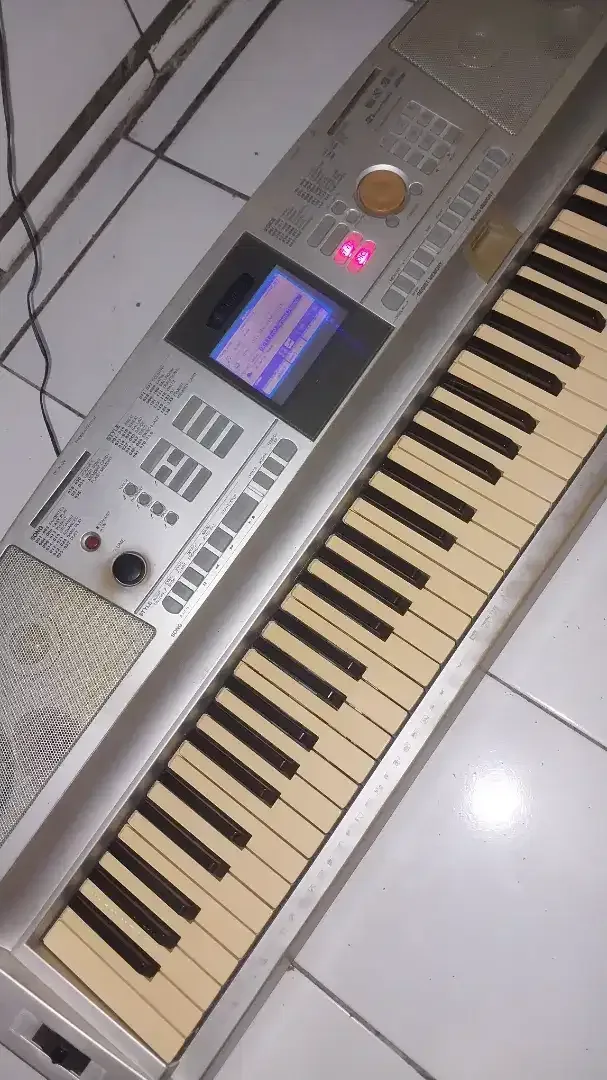 keyboard organ piano yamaha dgx 305 - Image 2 of 4