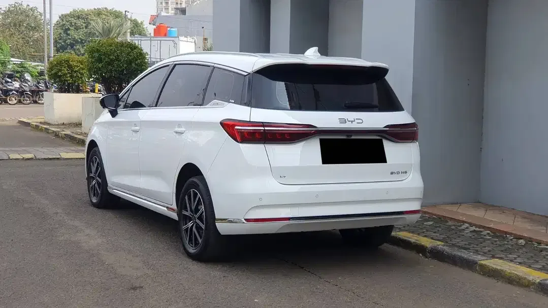[ KM 23 PERAK ] BYD M6 M 6 Superior Captain 6 Seater EV 2025/2026 - Image 6 of 10