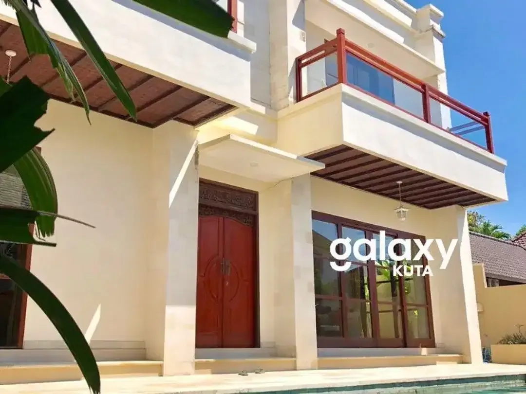VILLA BALINESE MODERN STYLE WITH VIEW IN GONG KENCANA JIMBARAN BADUNG - Image 1 of 10