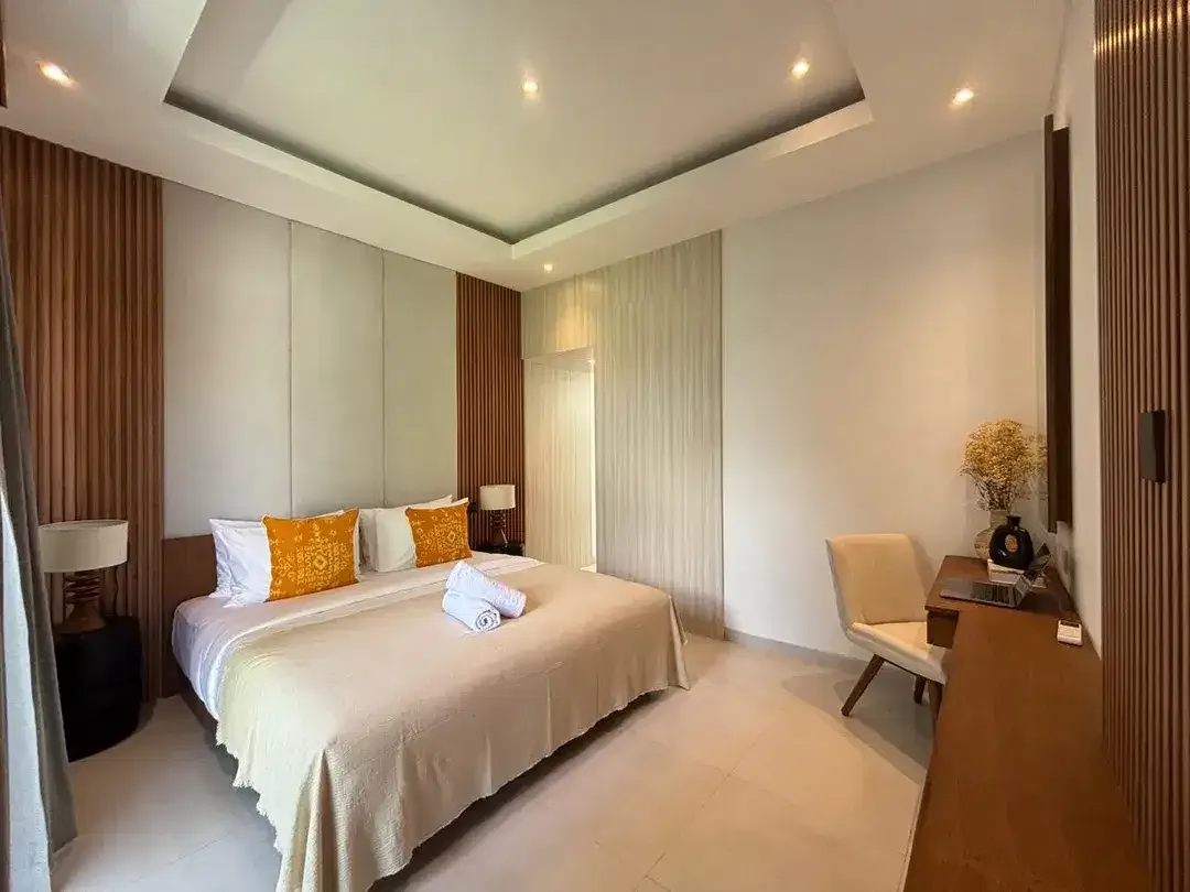 EXCLUSIVE LUXURY VILLA IN PRIME SANUR AREA - Image 7 of 10