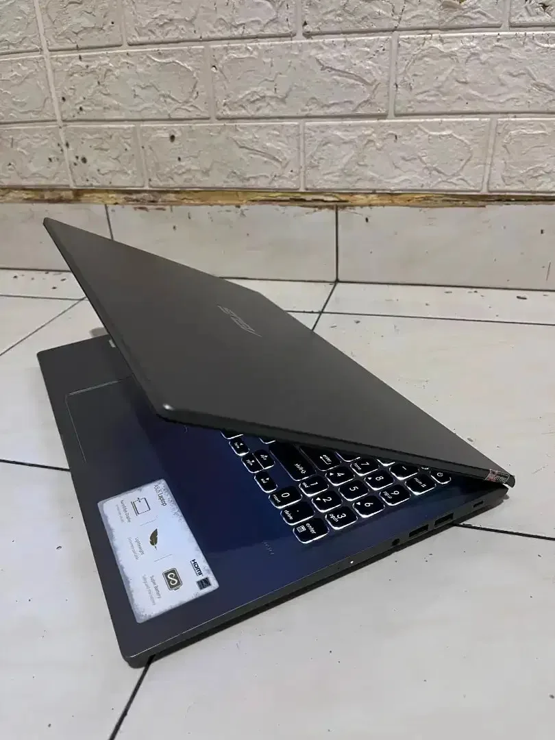 dijual Asus vivobook X515JA intel core i3 gen10 ( ram 8/ ssd 512 ) - Image 3 of 4