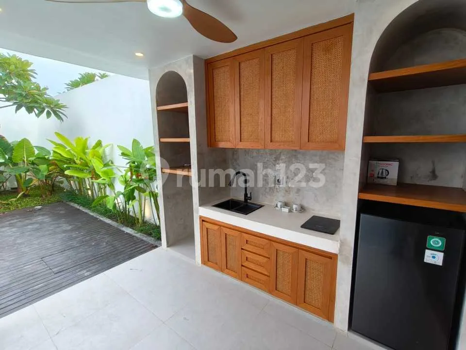 Villa Baru Modern Style Dekat Plaza Renon dan Pantai Sanur - Image 3 of 4