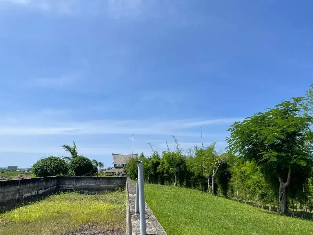 land and house  near Cemagi Beach - Image 10 of 10