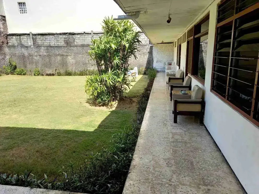 jual rumah luas 13 are di utama Raya Puputan Renon Denpasar - Image 5 of 10