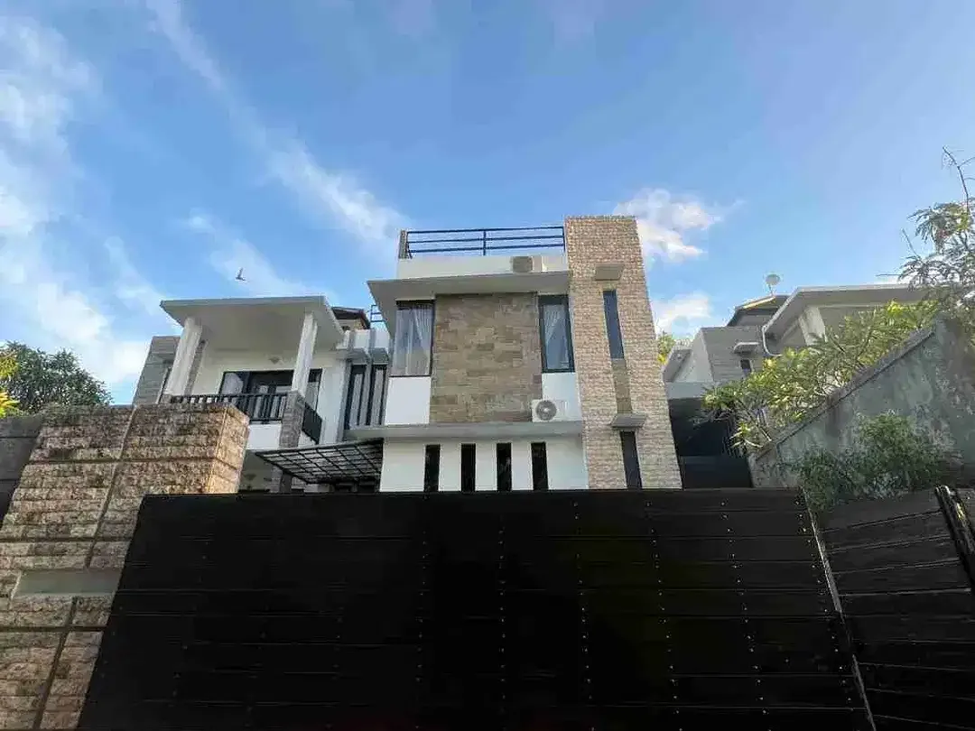 Dijual Rumah Semi Villa DREAMLAND PECATU GRAHA
‎ - Image 3 of 10