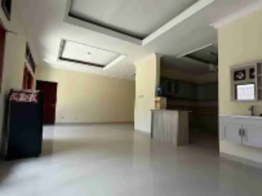 Rumah Strategis Nyaman Muding Indah Kerobokan Kaja Bali - Image 8 of 10