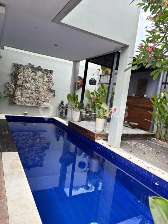 Rumah Furniture 2 Lantai Ada Pool dan One Gate Sistem - Image 1 of 4