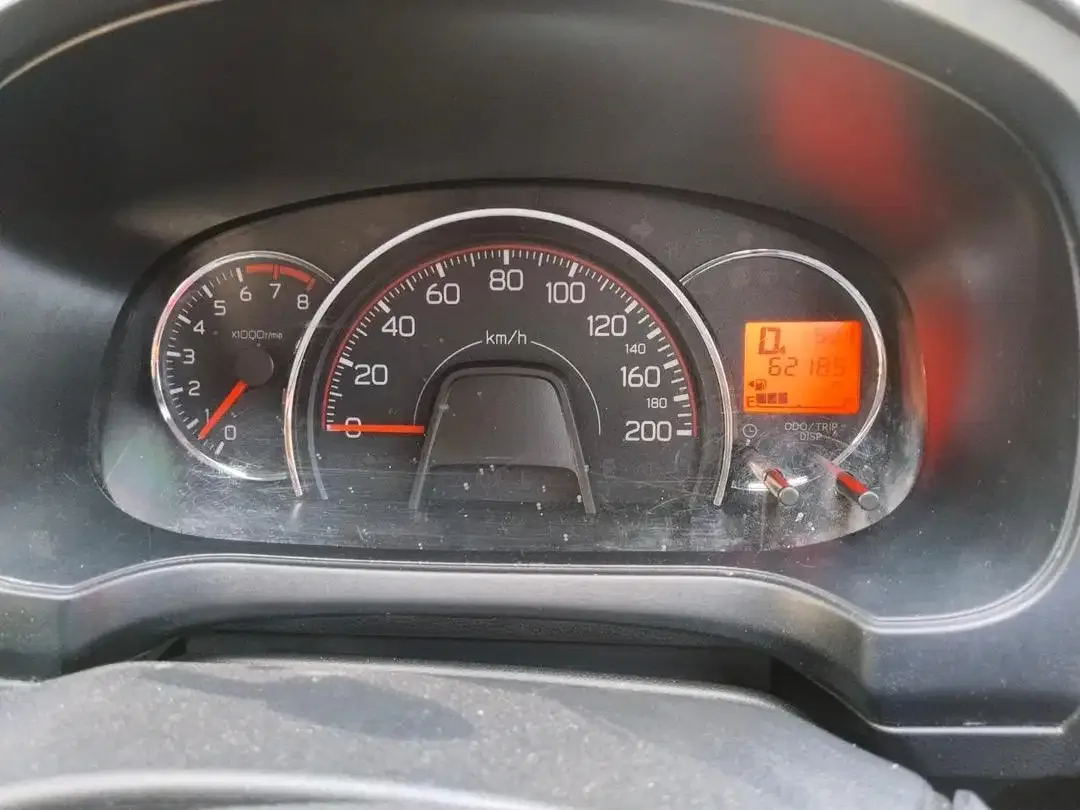 Daihatsu Ayla R 1.2 Matic Lowkm DP 5 JT - Image 6 of 9