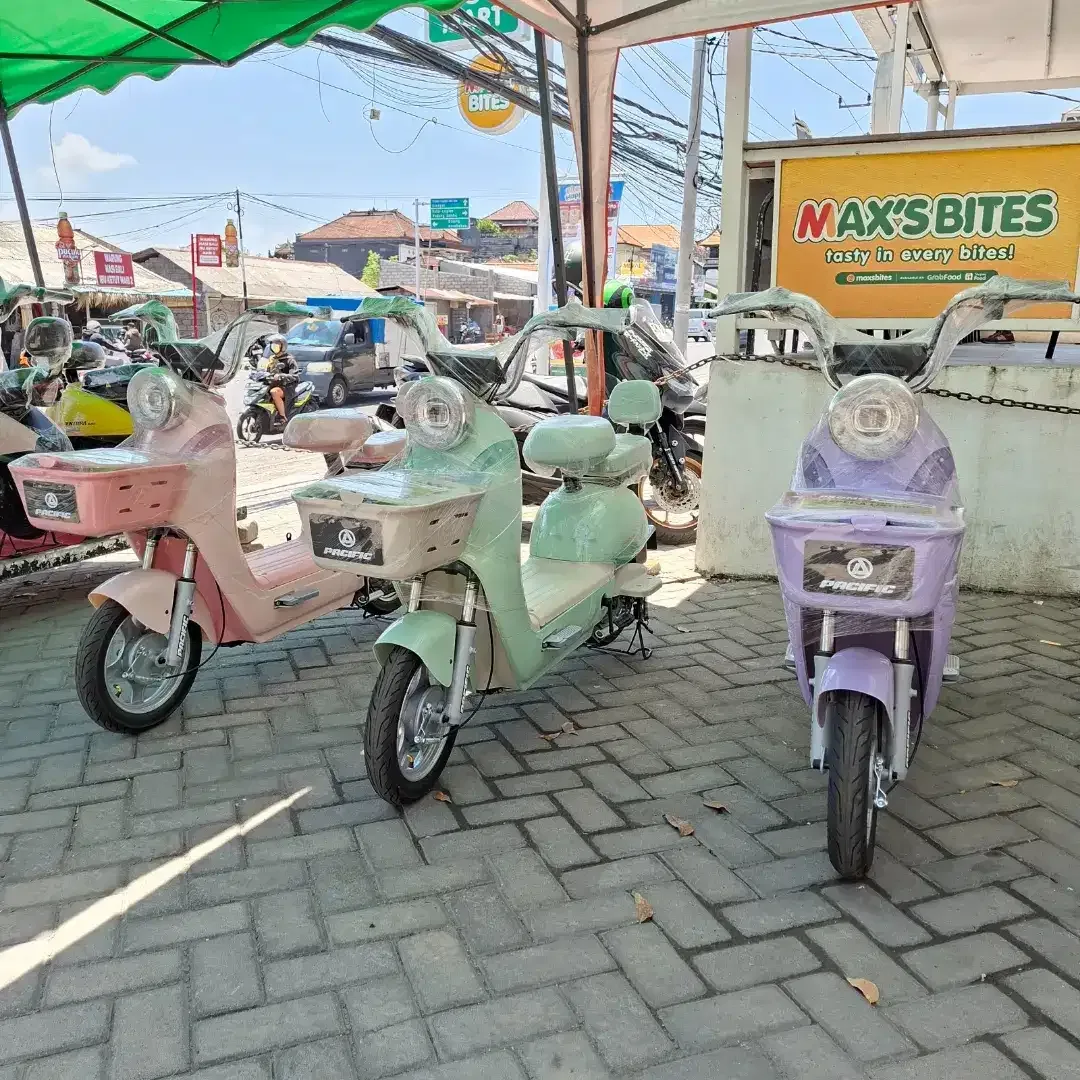 SEPEDA LISTRIK MURAH BISA KREDIT SYARAT KTP SAJA - Image 1 of 4