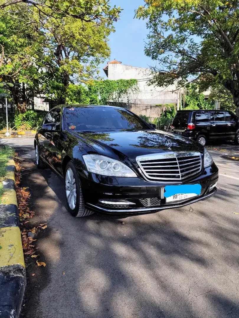 FOR SALE MERCY S350L AT RSE BLACK BEAUTY LOW KM - Image 2 of 10