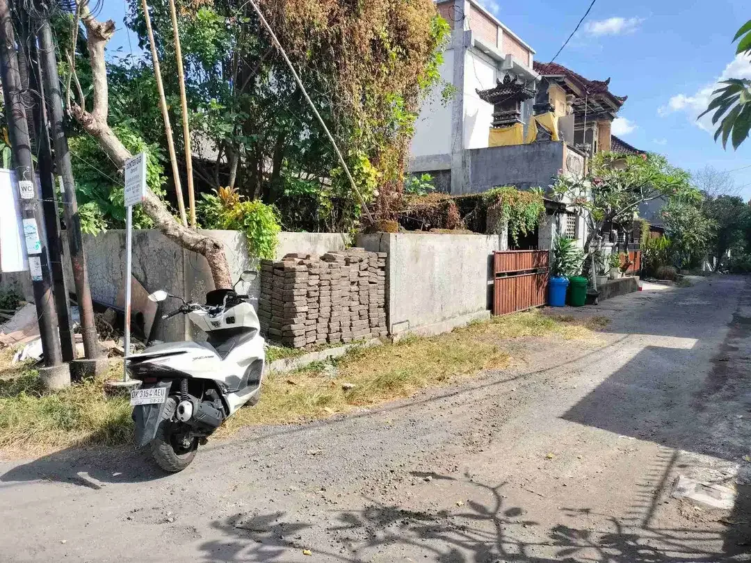 TANAH LUASAN KECIL ADA BANGUNAN DIJALAN TAMAN SEKAR PADANGSANBIAN DENPASAR BARAT - Image 3 of 4