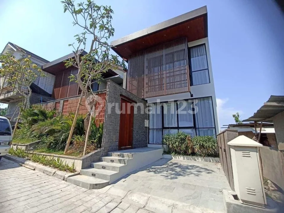 For Sale - Freehold - 3 Ensuite Bedrooms Villa In Prime Location Of Canggu, Bali - Image 1 of 4