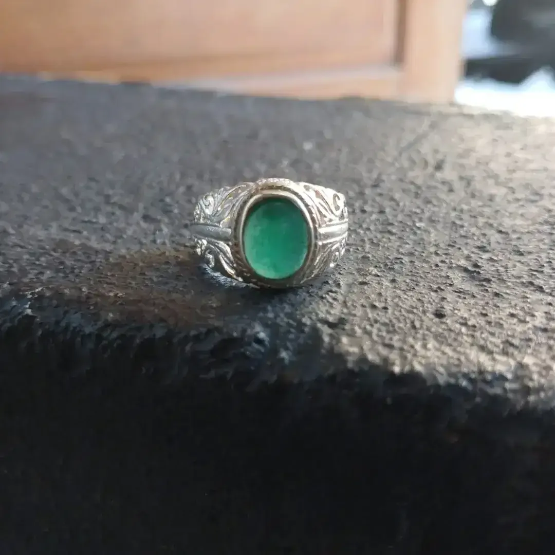 Cincin Natural Hijau Lumut - Image 1 of 7